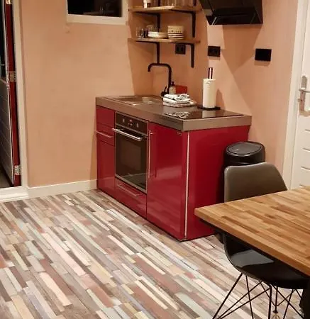 Jabaki Red * Хоофддорп