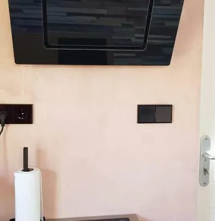 Apartment Jabaki Red *