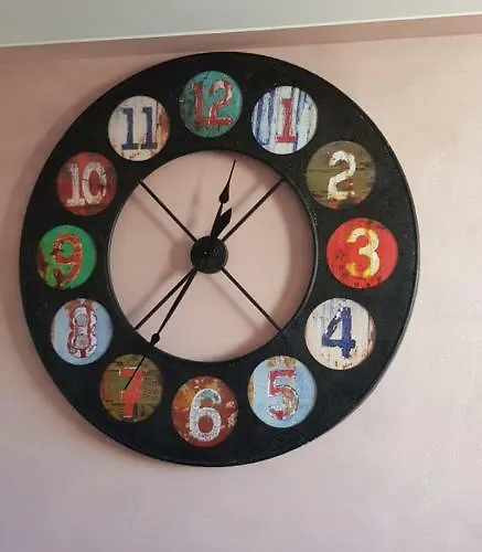 Jabaki Red * Hoofddorp